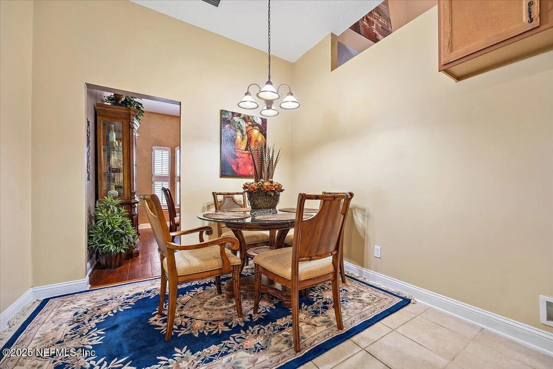 Photo of 1484 BARRINGTON Circle