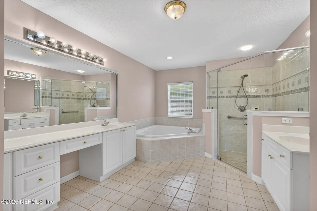 Photo of 1104 HIDEAWAY Drive N