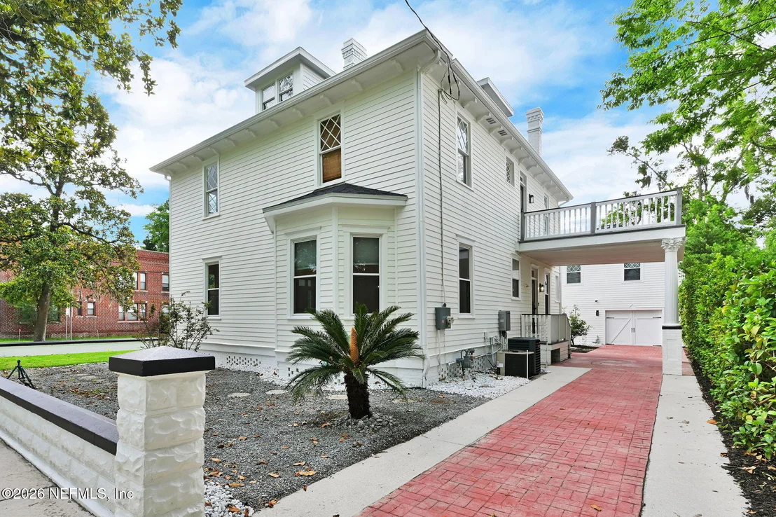 Photo of 3002 RIVERSIDE Avenue