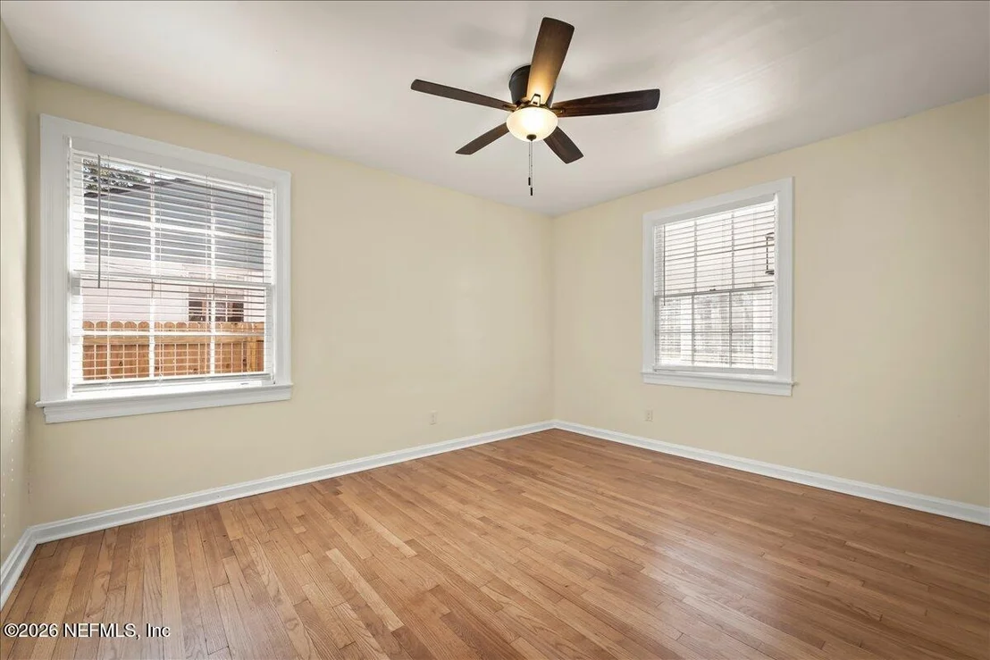 Photo of 1639 PARRISH Place