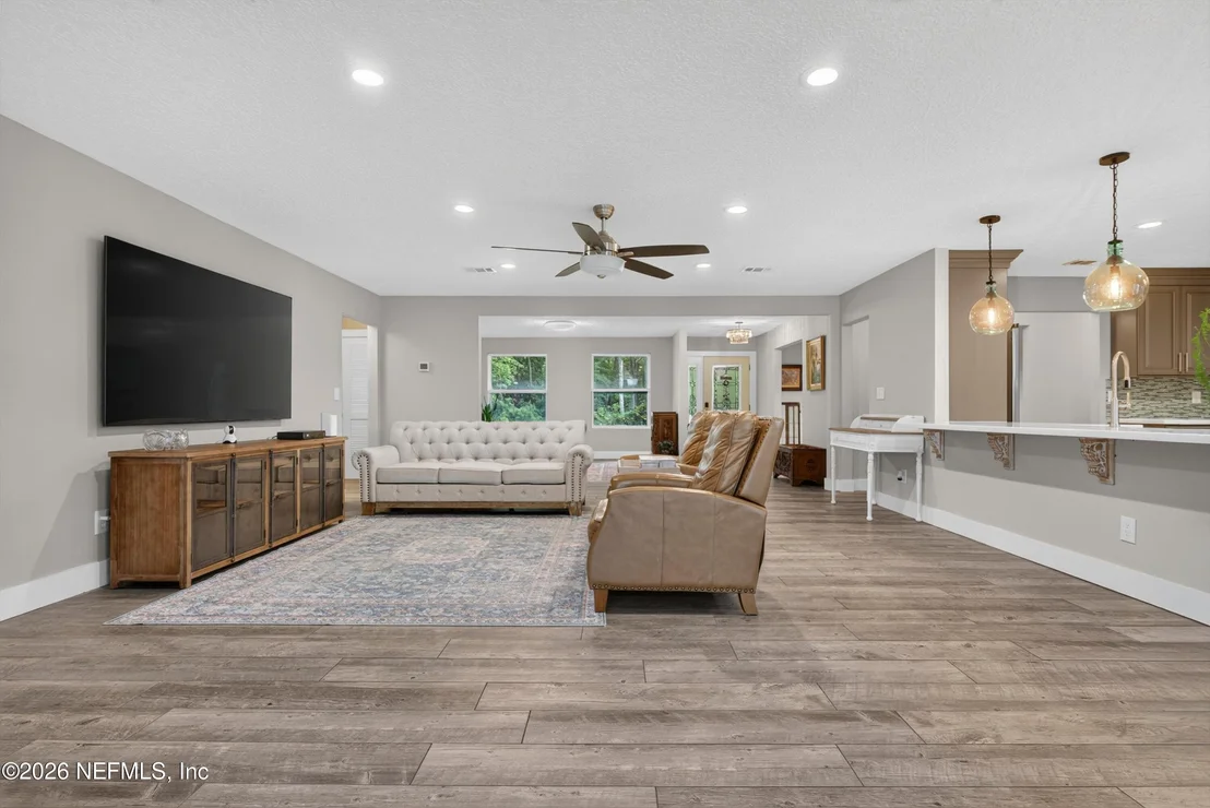Photo of 4002 SCENIC Drive