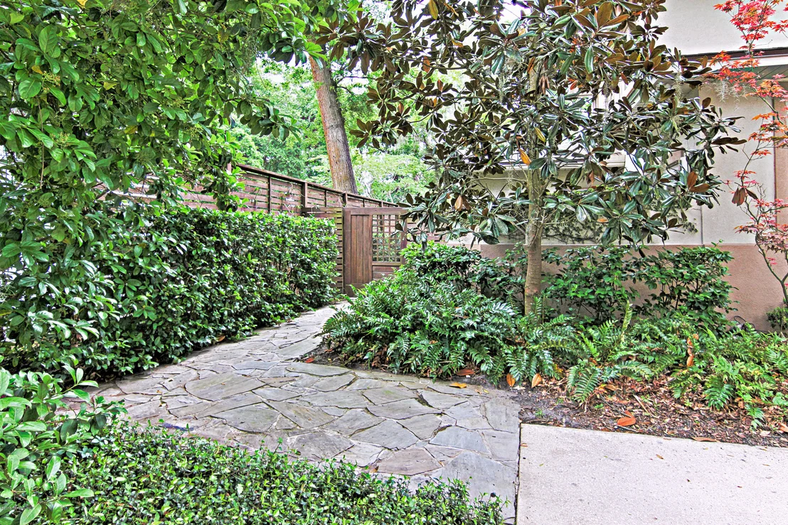 Photo of 3016 FOREST Circle