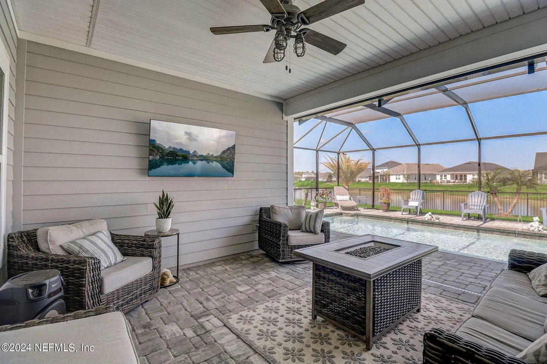 Photo of 117 STANSBURY Lane