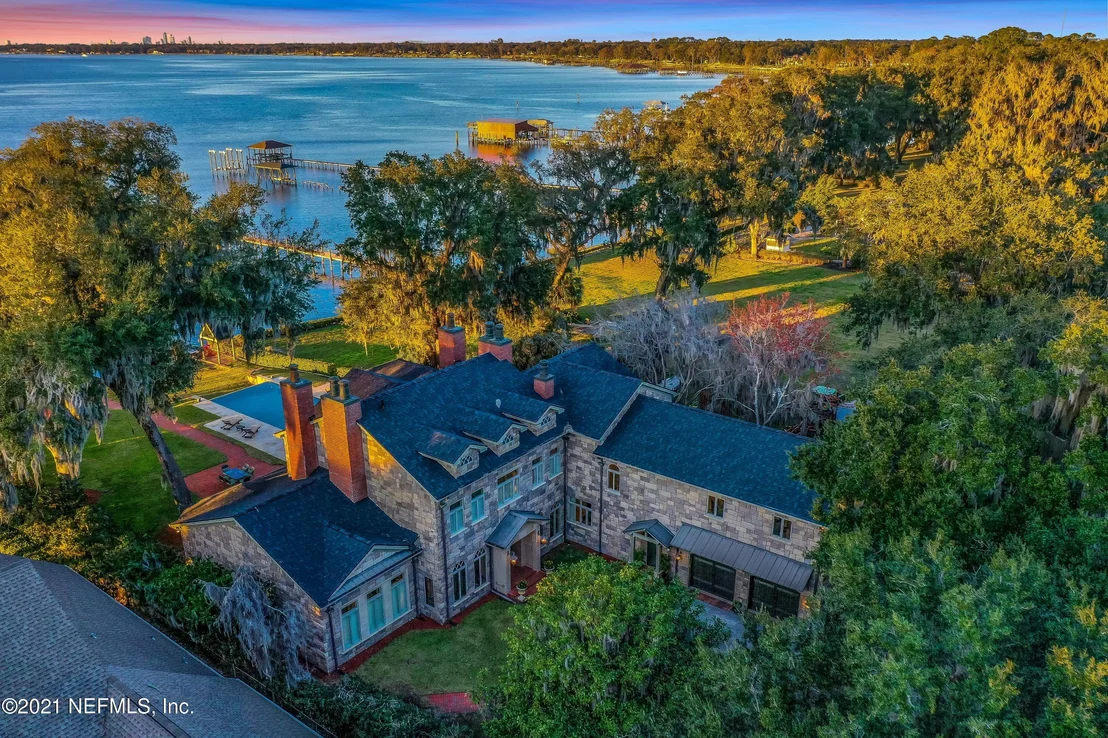 Photo of 3531 BEAUCLERC Circle N