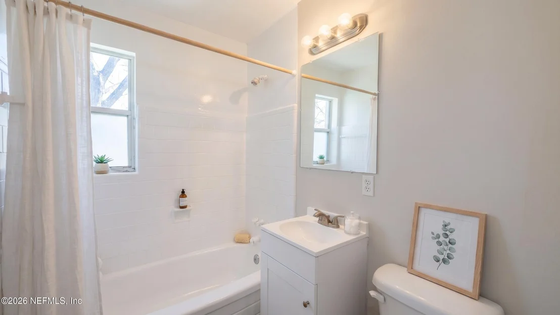 Photo of 2219 MONTEAU Drive