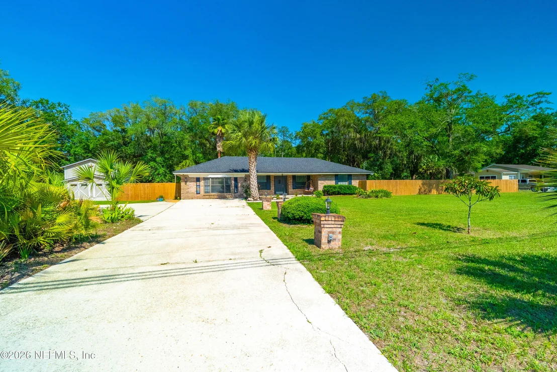 Photo of 1701 JONES Road