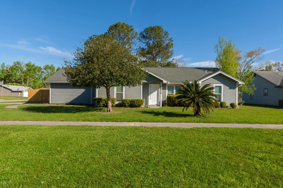 Photo of 1870 FARM Way