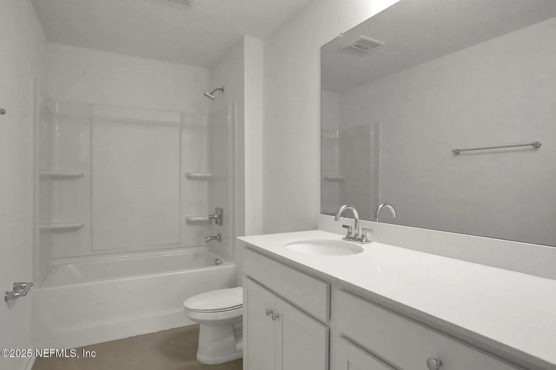 Photo of 652 FARMFIELD Drive