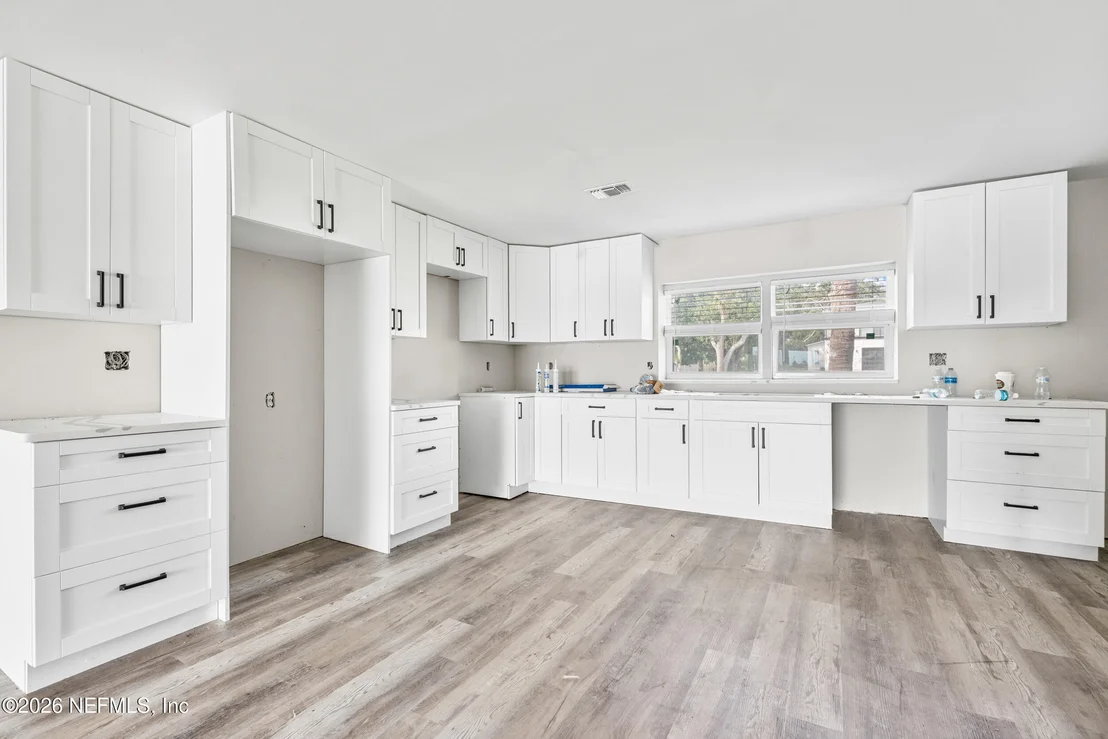 Photo of 5764 HECKSCHER Drive