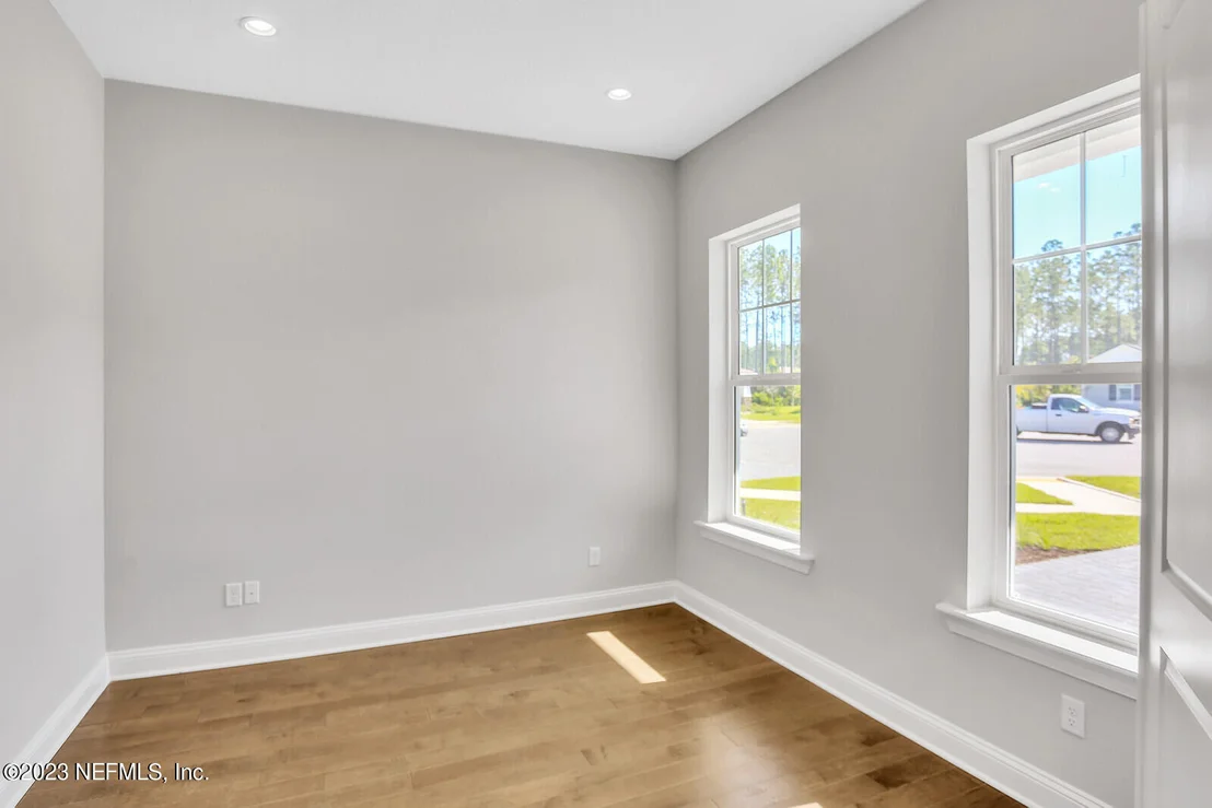 Photo of 557 PINE HAVEN Drive