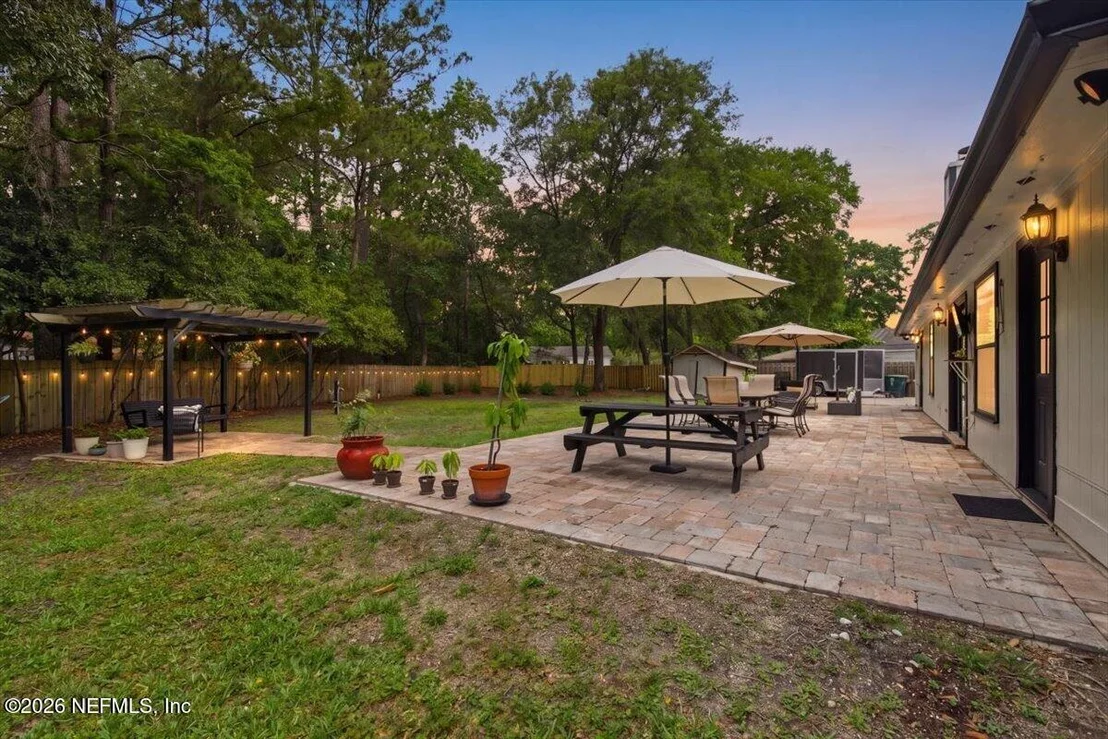 Photo of 4345 APPLE TREE Place