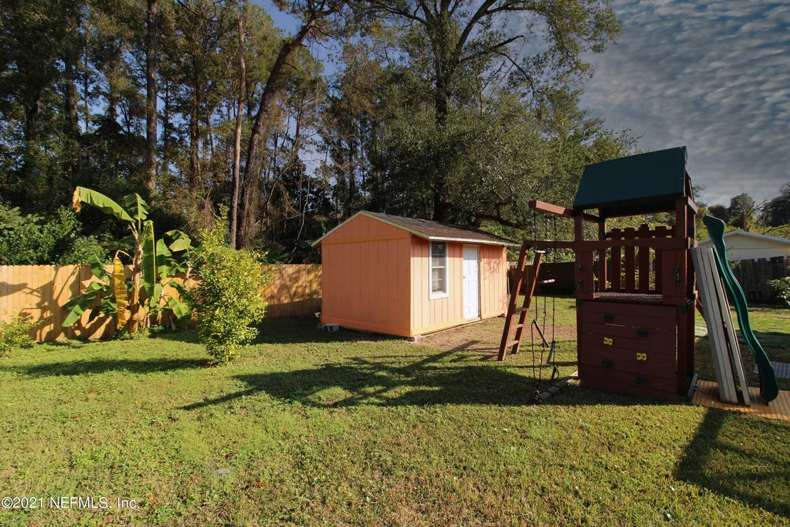 Photo of 915 WESTGATE Drive
