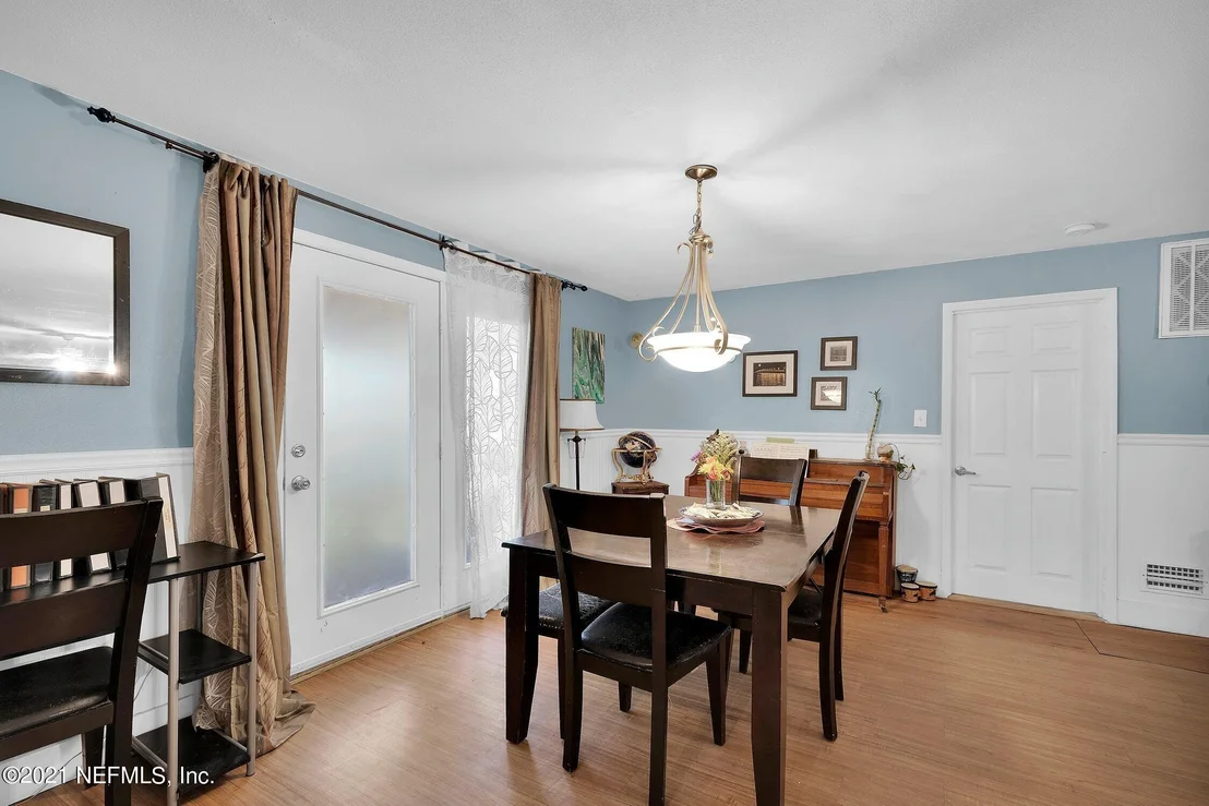 Photo of 1405 MASTERS Drive