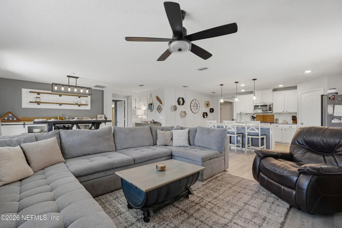 Photo of 285 JARAMA Circle