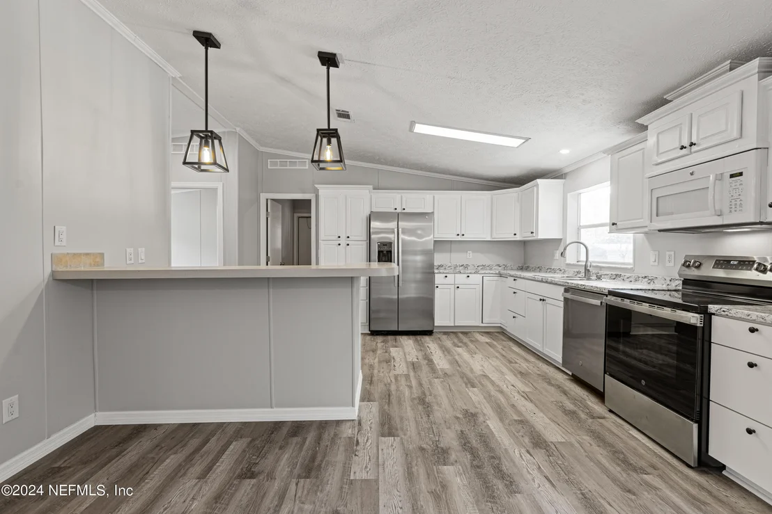 Photo of 3994 SUZANNE Drive