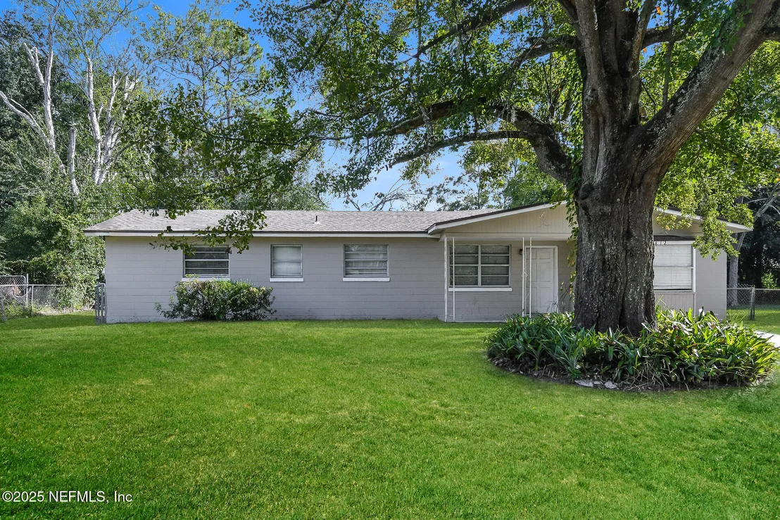 Photo of 4812 DALLEN LEA Drive