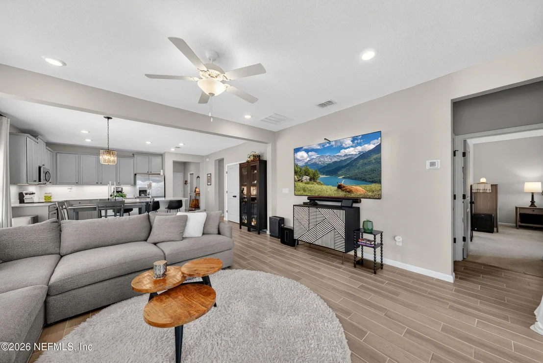 Photo of 9717 LOVAGE Lane