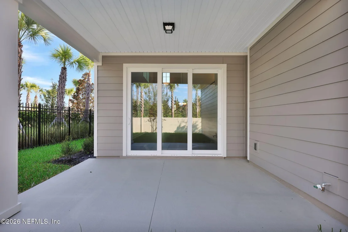 Photo of 122 SEAMARK Drive