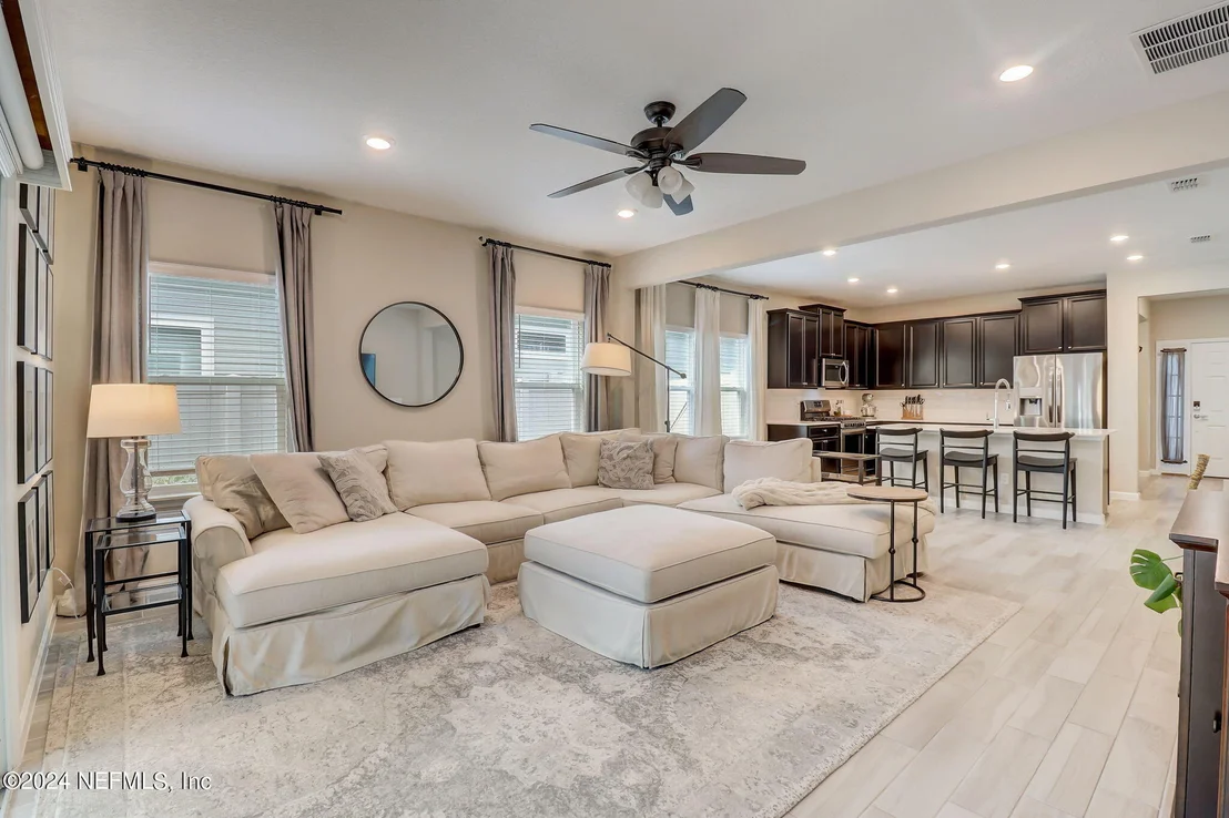 Photo of 244 PURUS Way