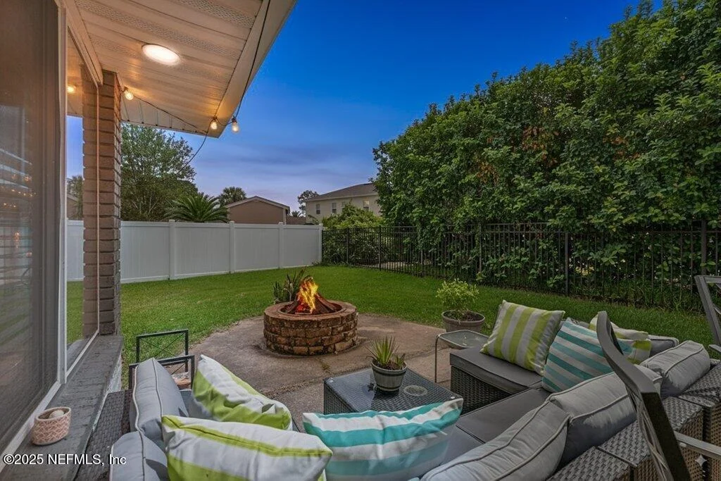 Photo of 7 WINTERBERRY Place