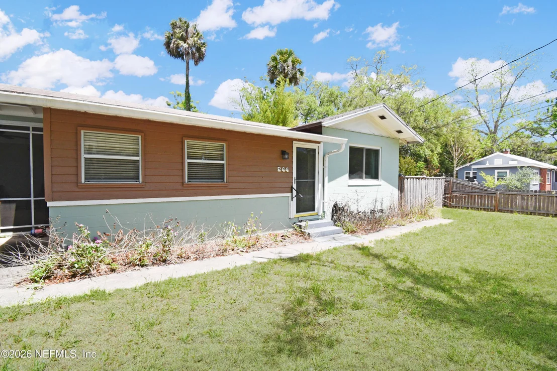 Photo of 244 RAVENSWOOD Drive