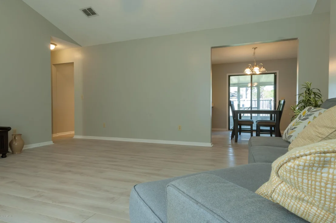 Photo of 1870 FARM Way