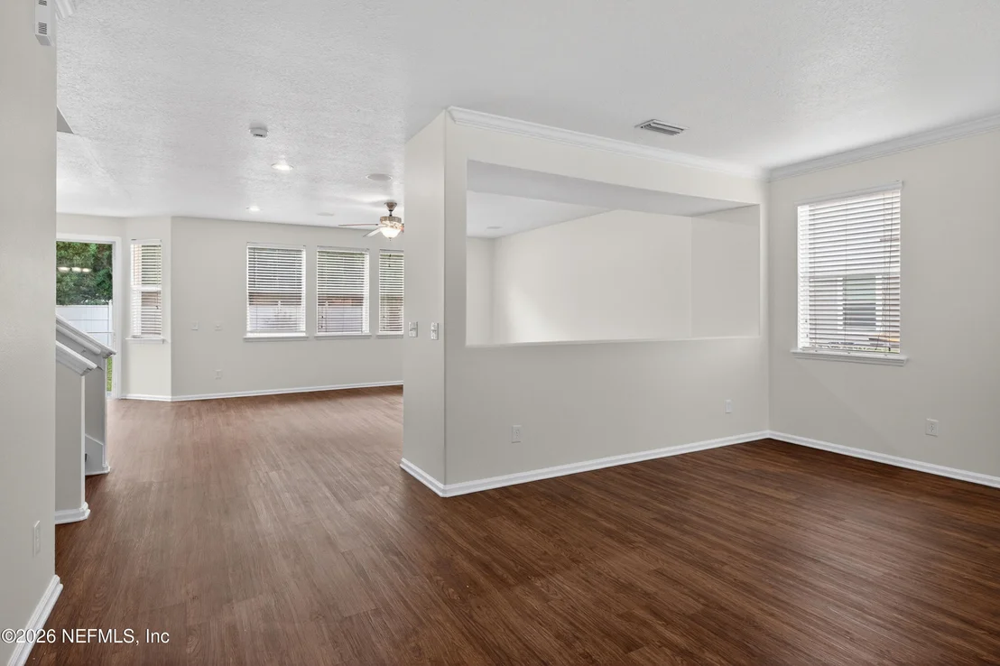 Photo of 2425 ADAMS LAKE Boulevard