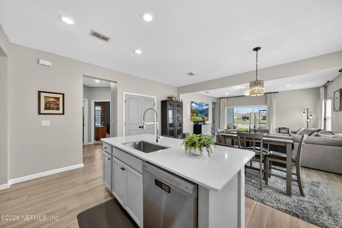 Photo of 9717 LOVAGE Lane