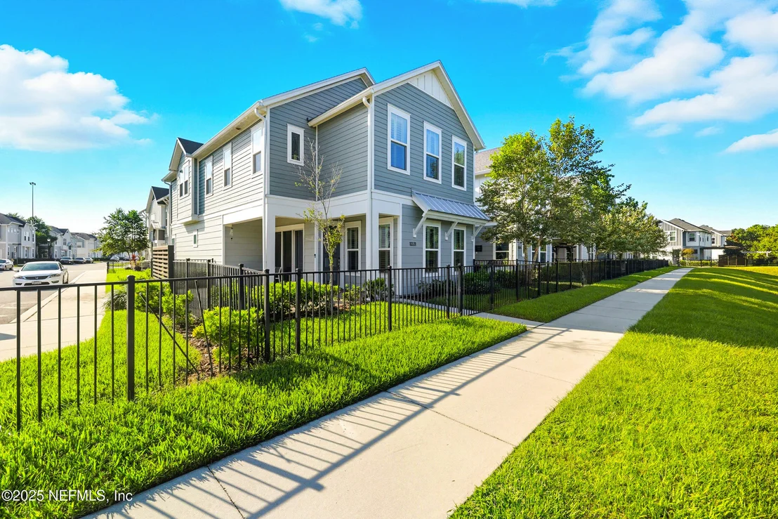 Photo of 11331 BARRIER BEACH Place