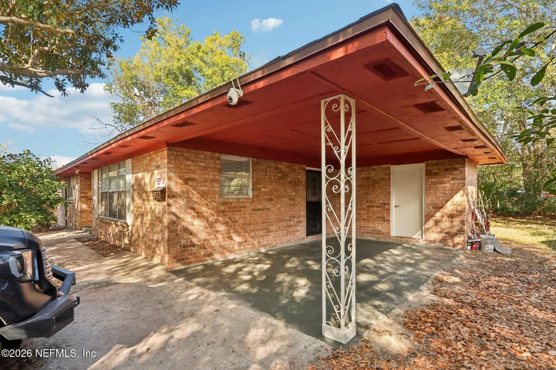 Photo of 5127 SECURITY Lane