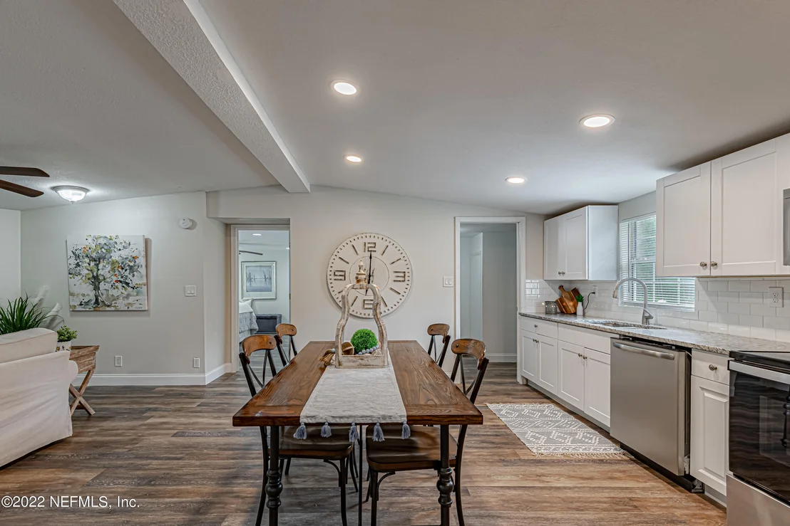 Photo of 5771 MAVERICK Road