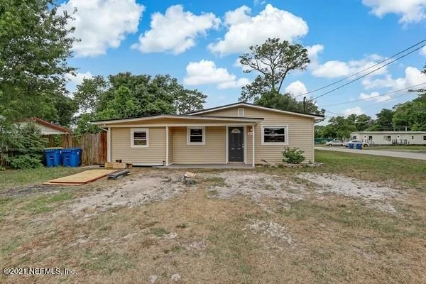 Photo of 144 LIGHTHOUSE Road W