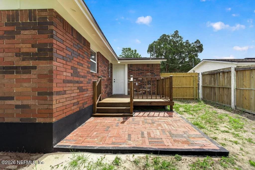 Photo of 4020 FOREST Boulevard