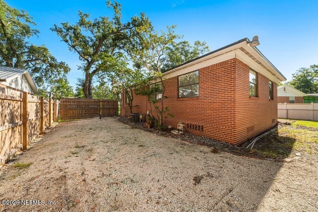 Photo of 5248 ROYCE AVE Avenue