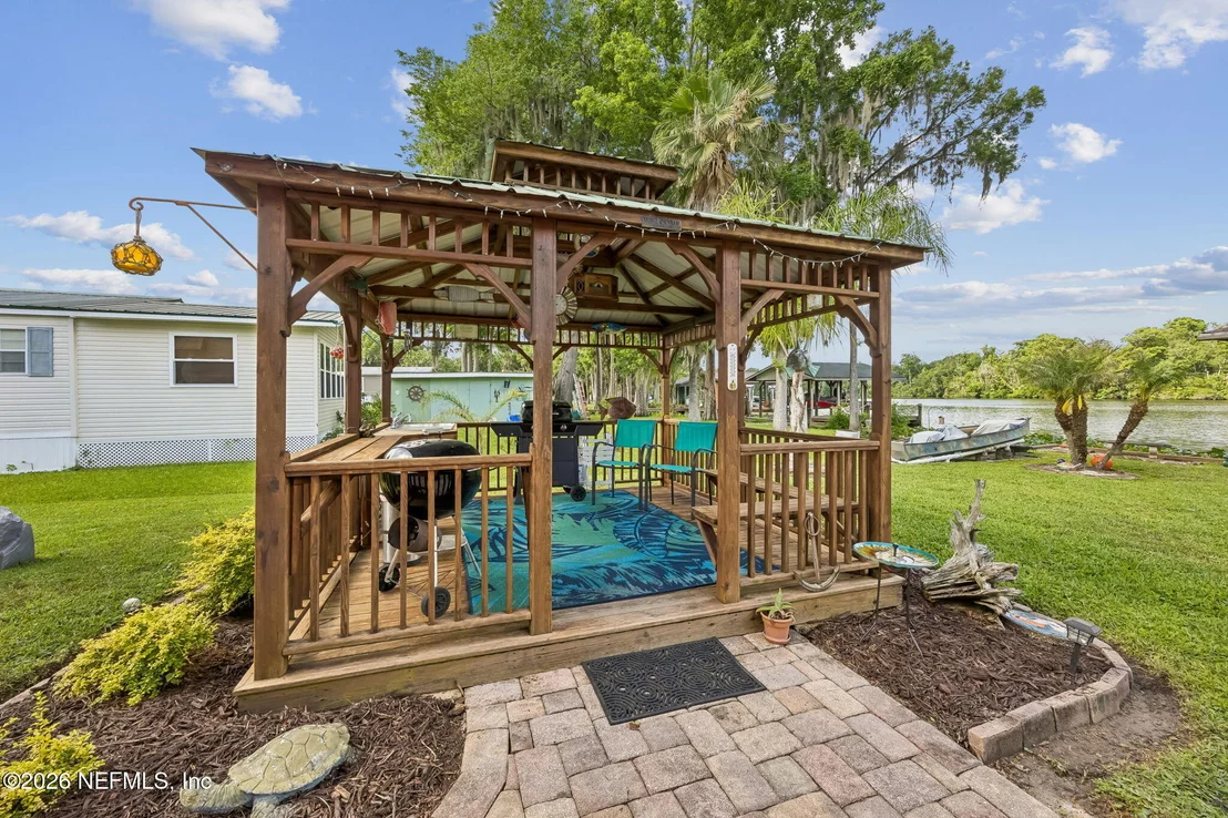 Photo of 329 PARADISE Circle
