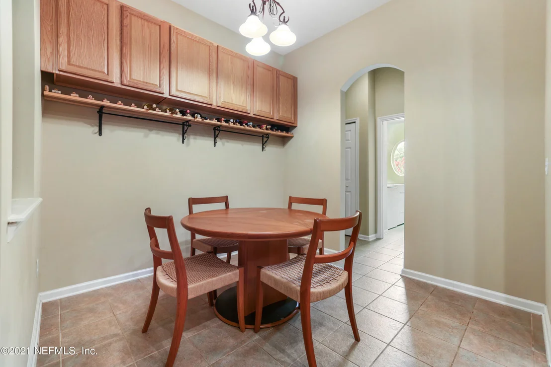 Photo of 420 HEATHER PARK Lane
