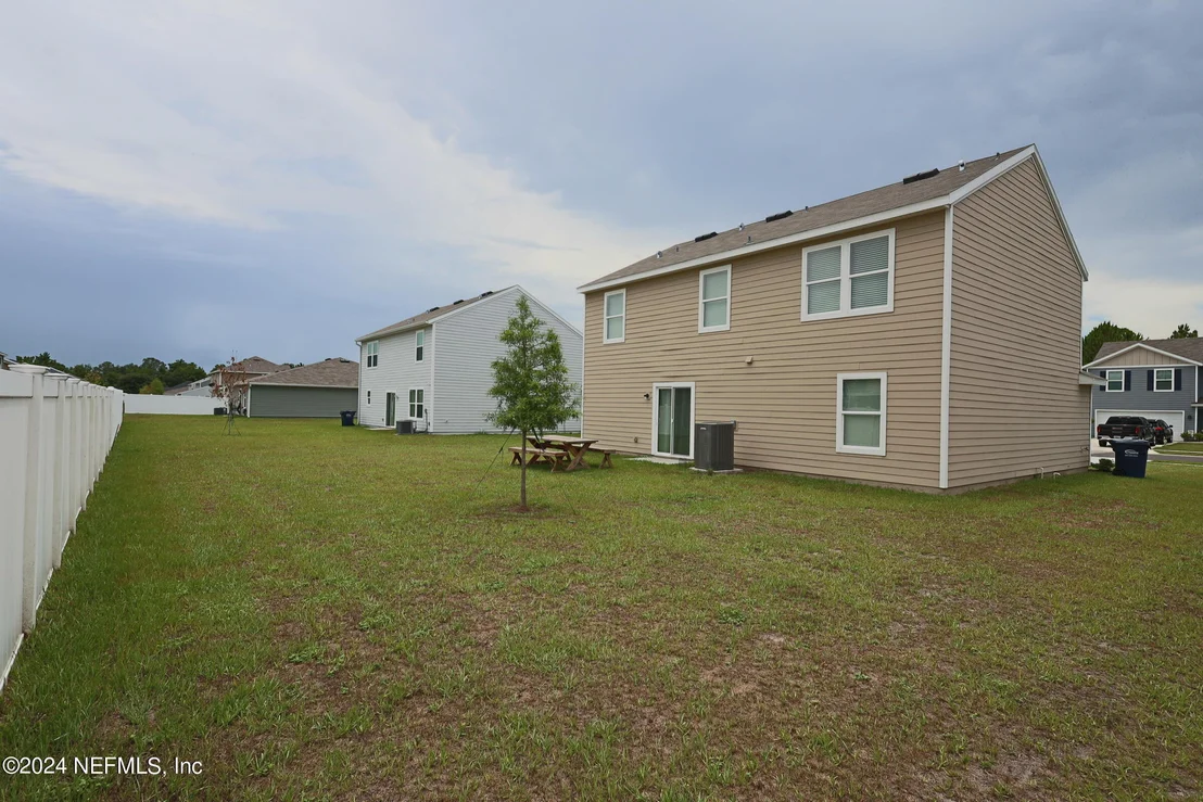 Photo of 591 HERITAGE CROSSING Drive