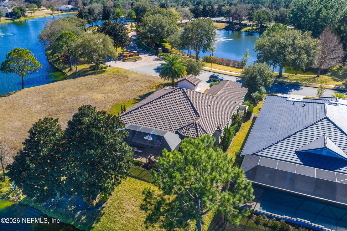 Photo of 213 CONSERVATORY Drive