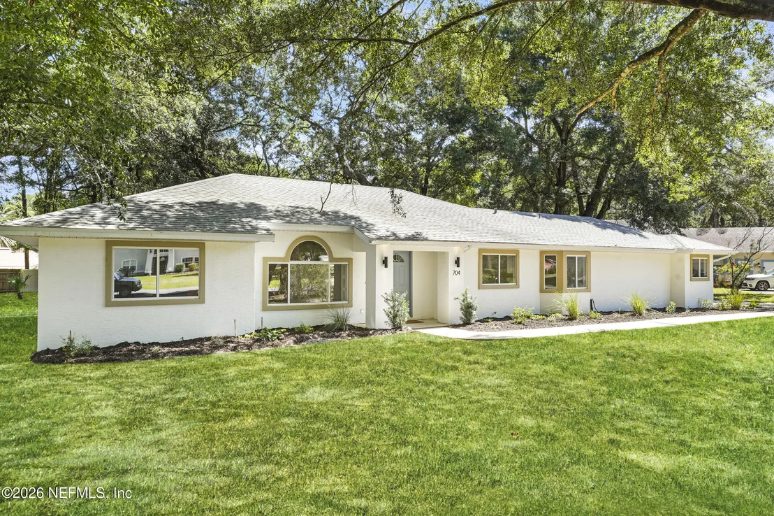 Photo of 704 CHARMWOOD Drive