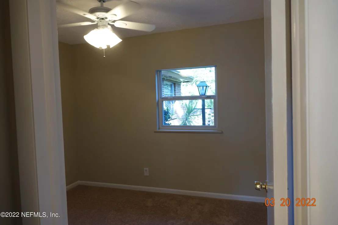 Photo of 1675 MT. VERNON Drive