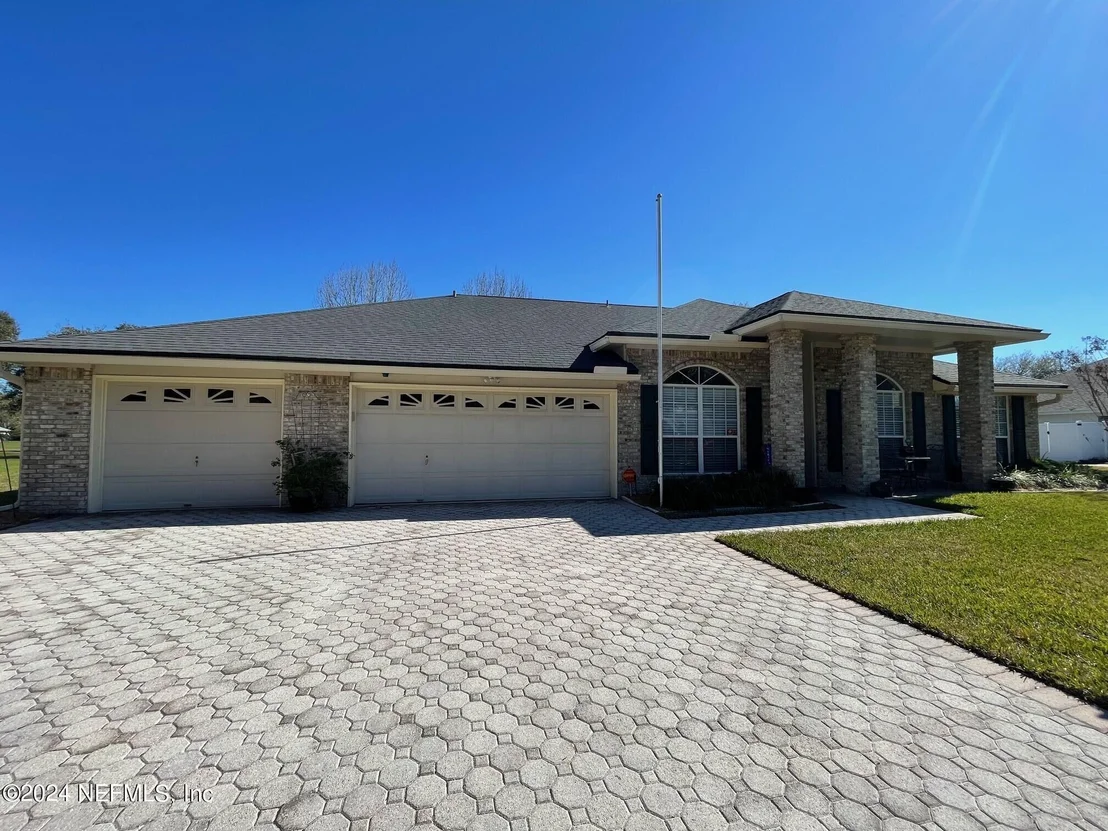 Photo of 128 IVY LAKES Drive