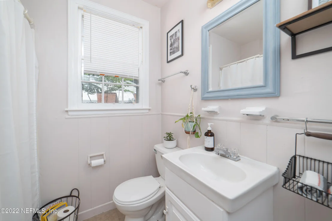 Photo of 4810 SEFA Circle N