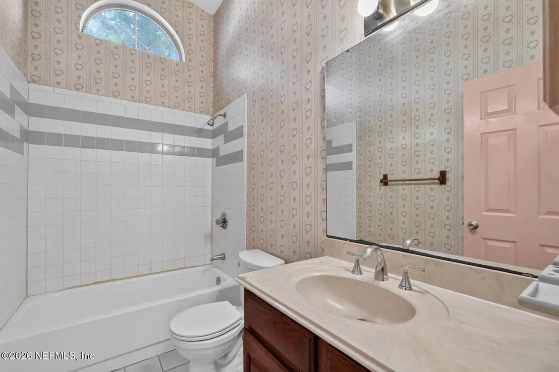 Photo of 108 MOHEGAN Road