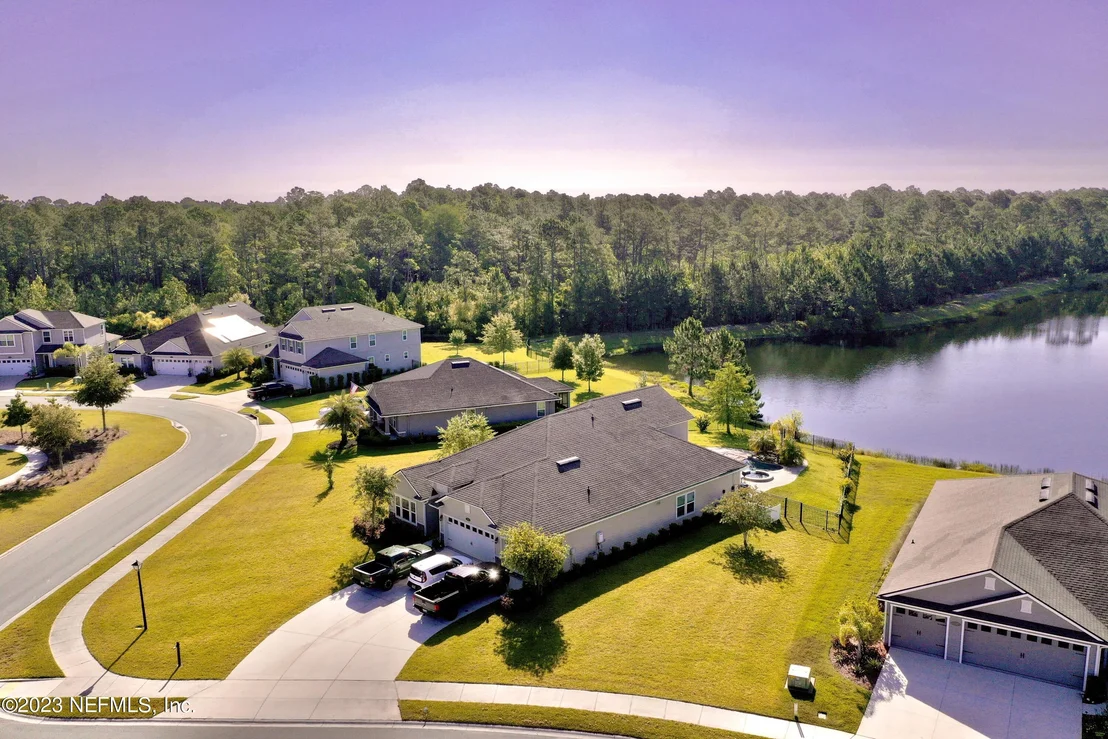 Photo of 140 CEDARSTONE Way