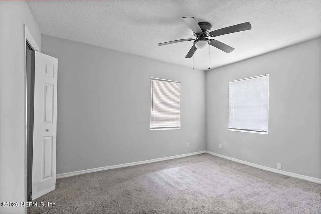 Photo of 1611 HOWARD Road
