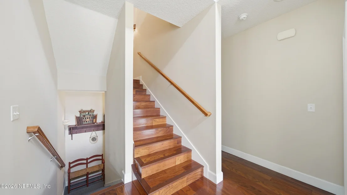 Photo of 6661 RAMOTH Drive
