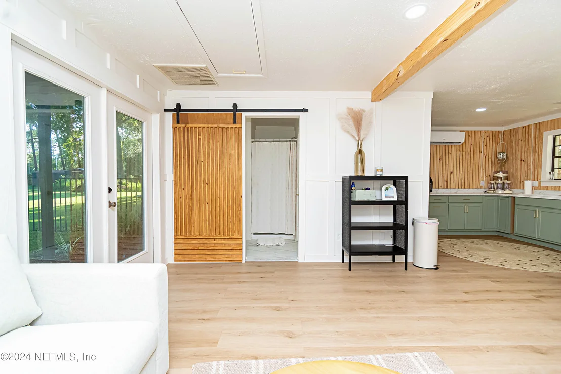 Photo of 6174 GEORGE HODGES Road