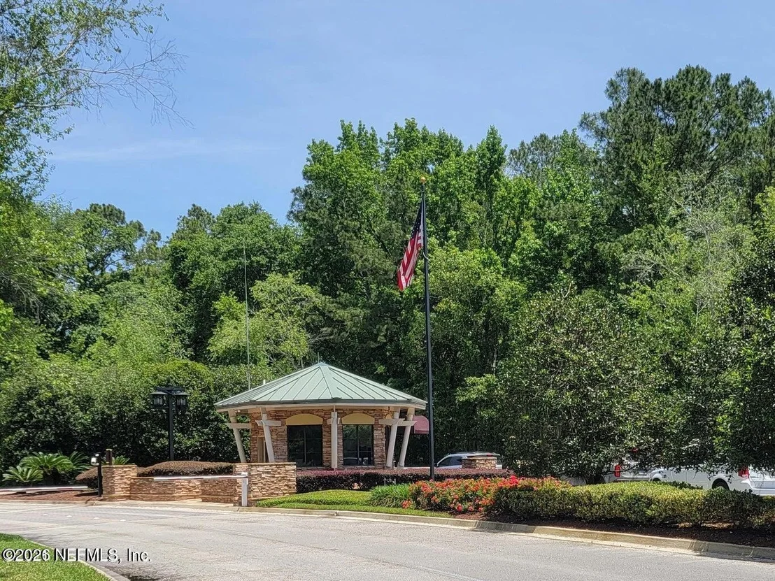 Photo of Unit 323 at 955 REGISTRY Boulevard