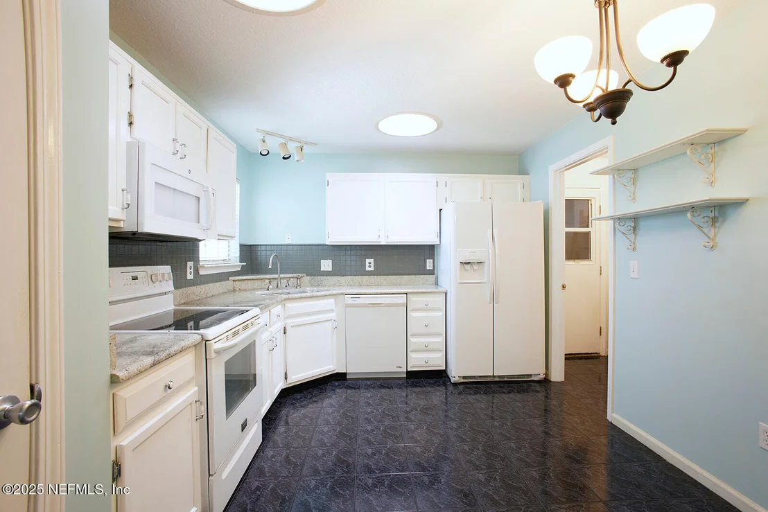 Photo of 1524 LINKSIDE Drive