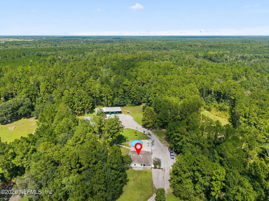 Photo of 35487 QUAIL Road N